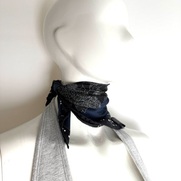 Authentic HERMES Robe Legere Embroidered Black Creme Silk Square Scarf 45 - Picture 2 of 15